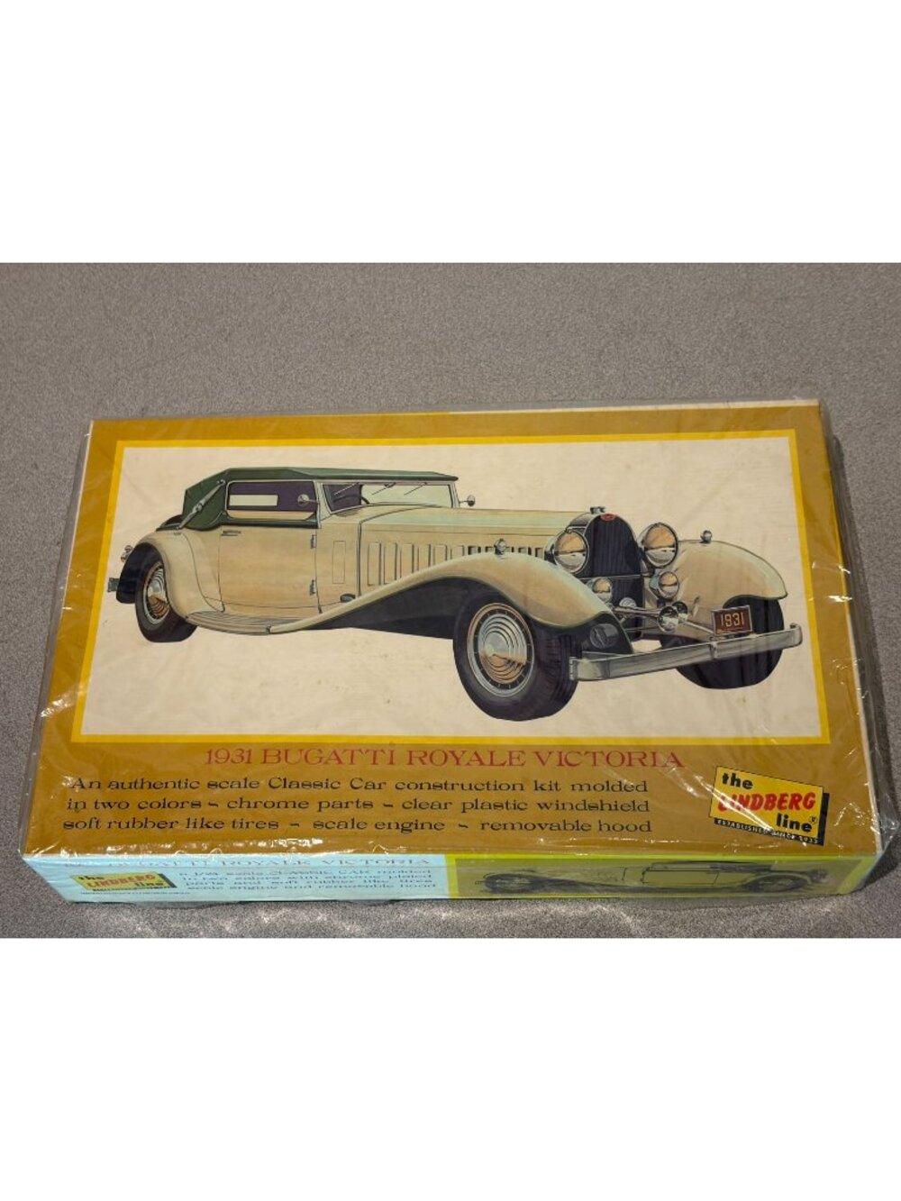 Vintage Lindberg 1/24 1931 Bugatti Royale Victoria Plastic Model Car Kit 679 NIO